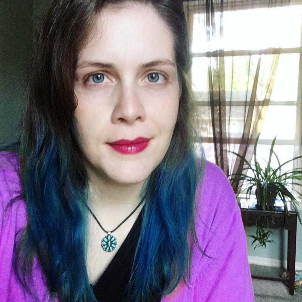 Meet your Posher, Emily